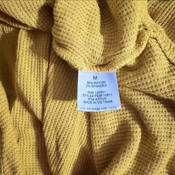 Pink Rose Mustard Yellow‎ Waffle Knit Short Sleeve Button Down Tie Top Size M - Picture 8 of 9